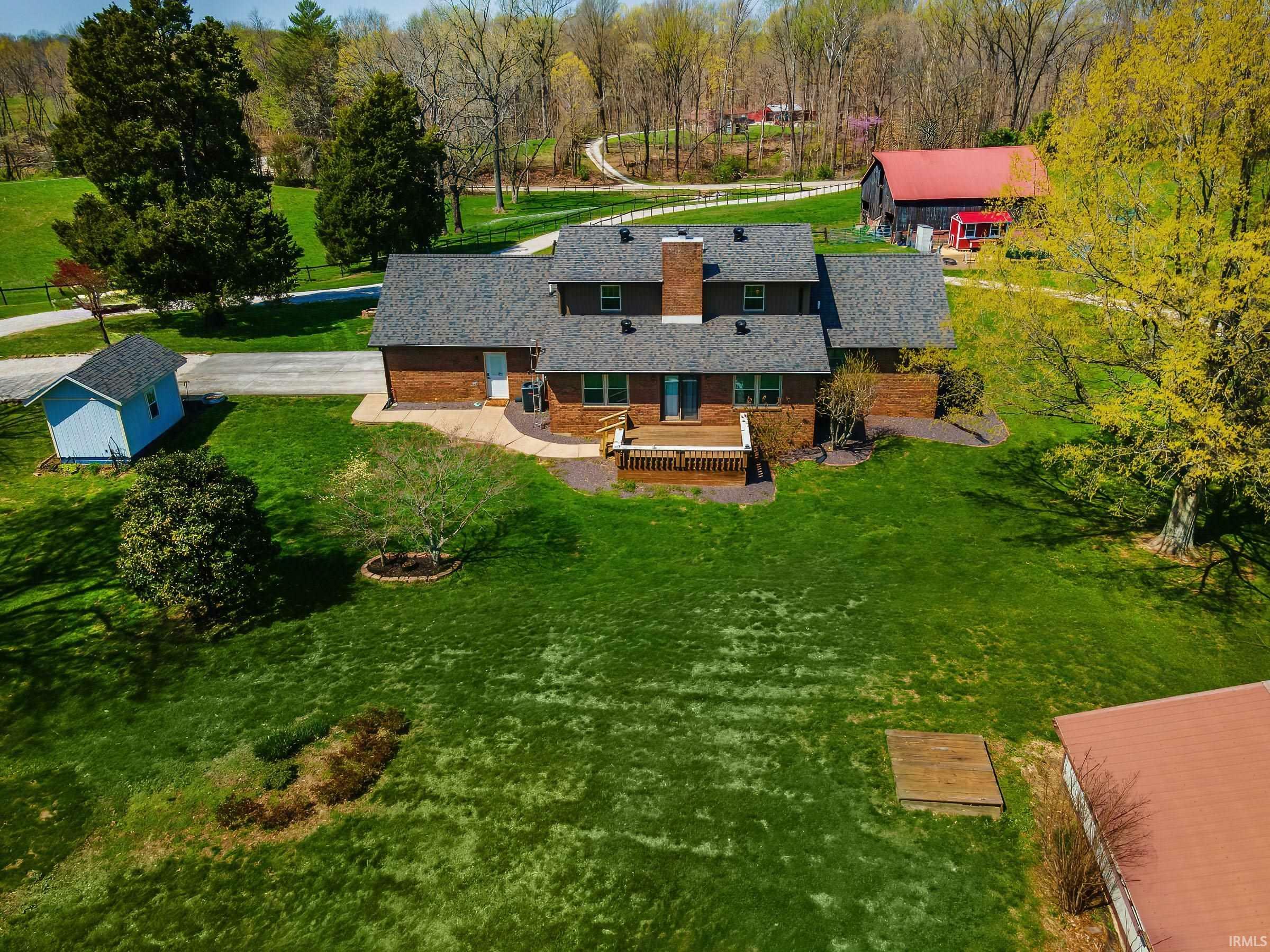 Property Photo: 2334 N Cr 825 W Road IN 47640