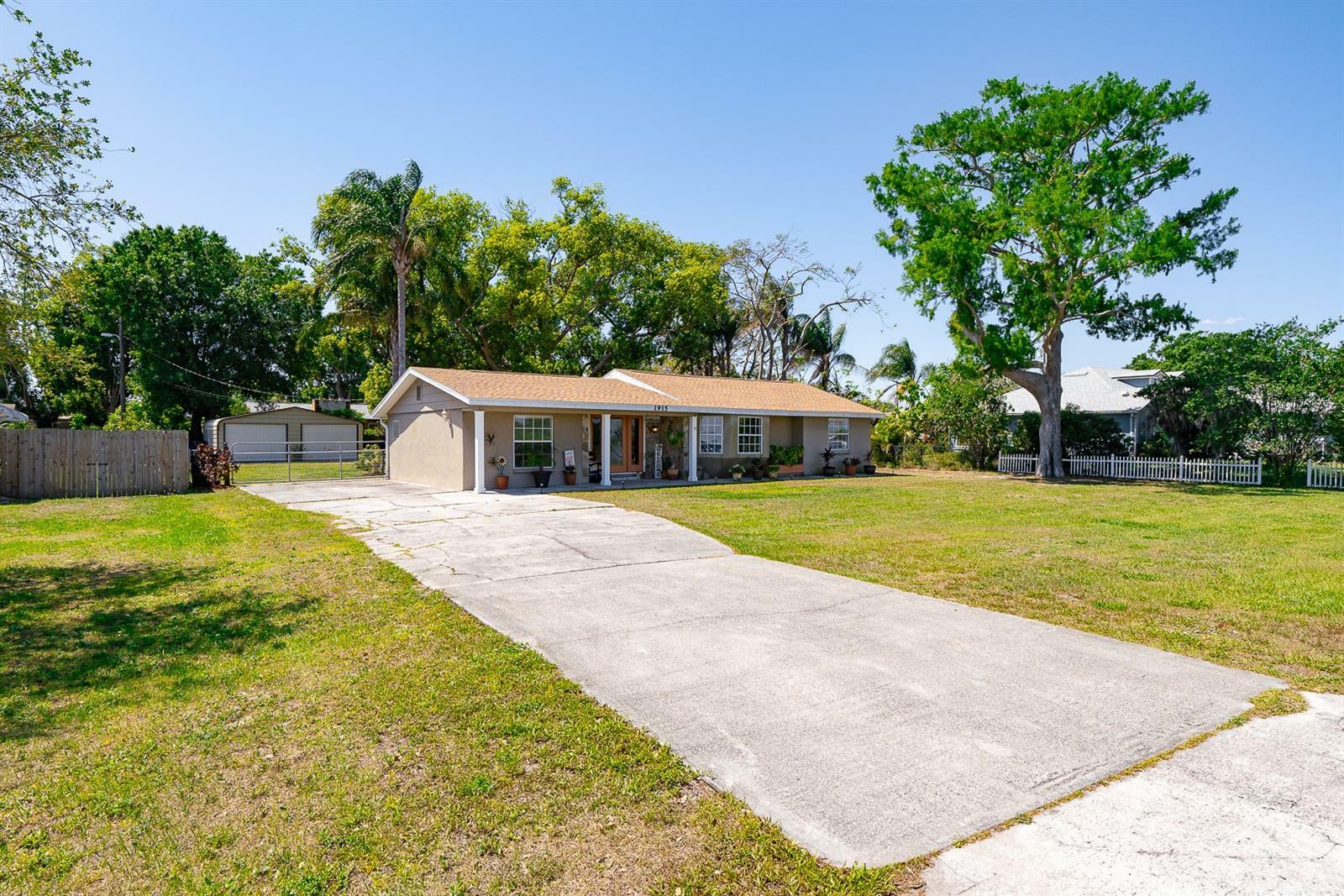 Property Photo: 1915 Lakeshore Boulevard FL 34769