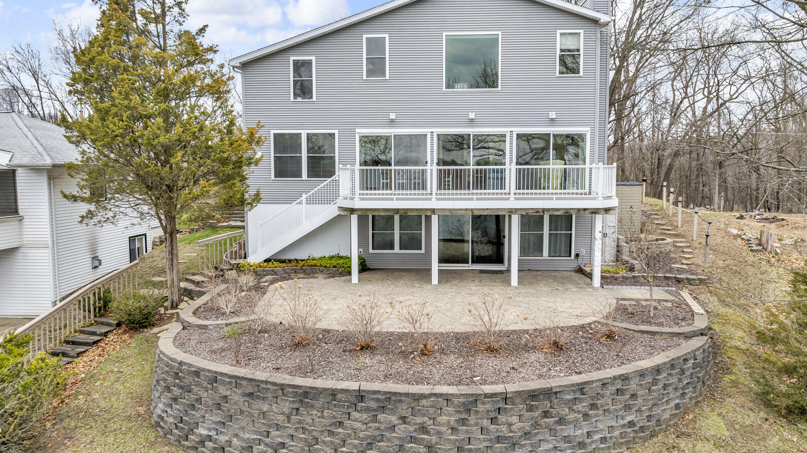 11437 Highland Hills Drive  Jerome MI 49249 photo