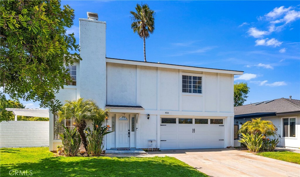 Property Photo: 450 Anchor Way CA 92008