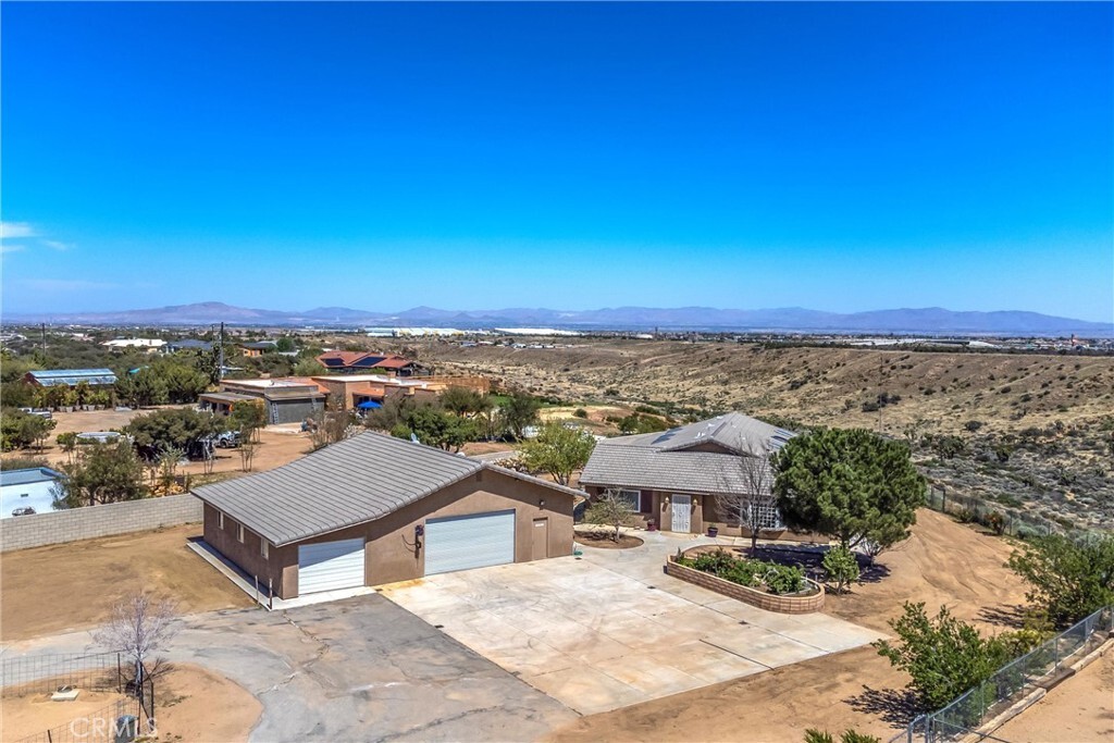 Property Photo:  7045 Oak Hill Road  CA 92344 