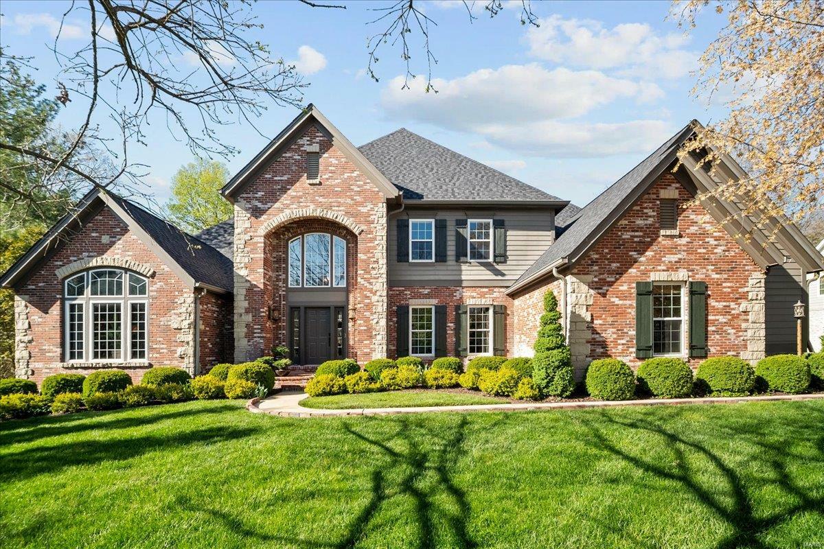 Property Photo:  211 Oak Hollow Lane  MO 63073 