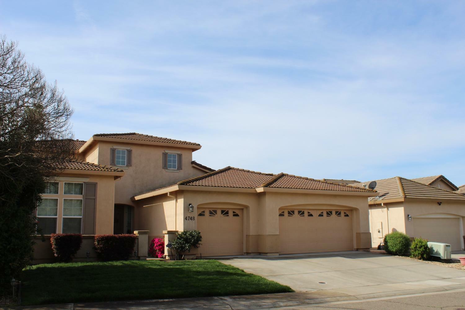 Property Photo: 4748 Salem Way CA 95608