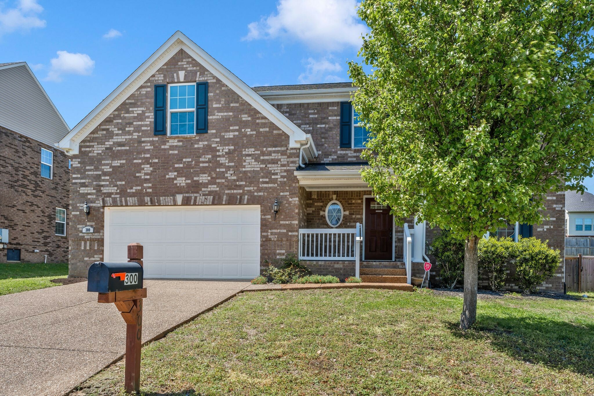 Property Photo: 300 Cobblestone Lndg TN 37122