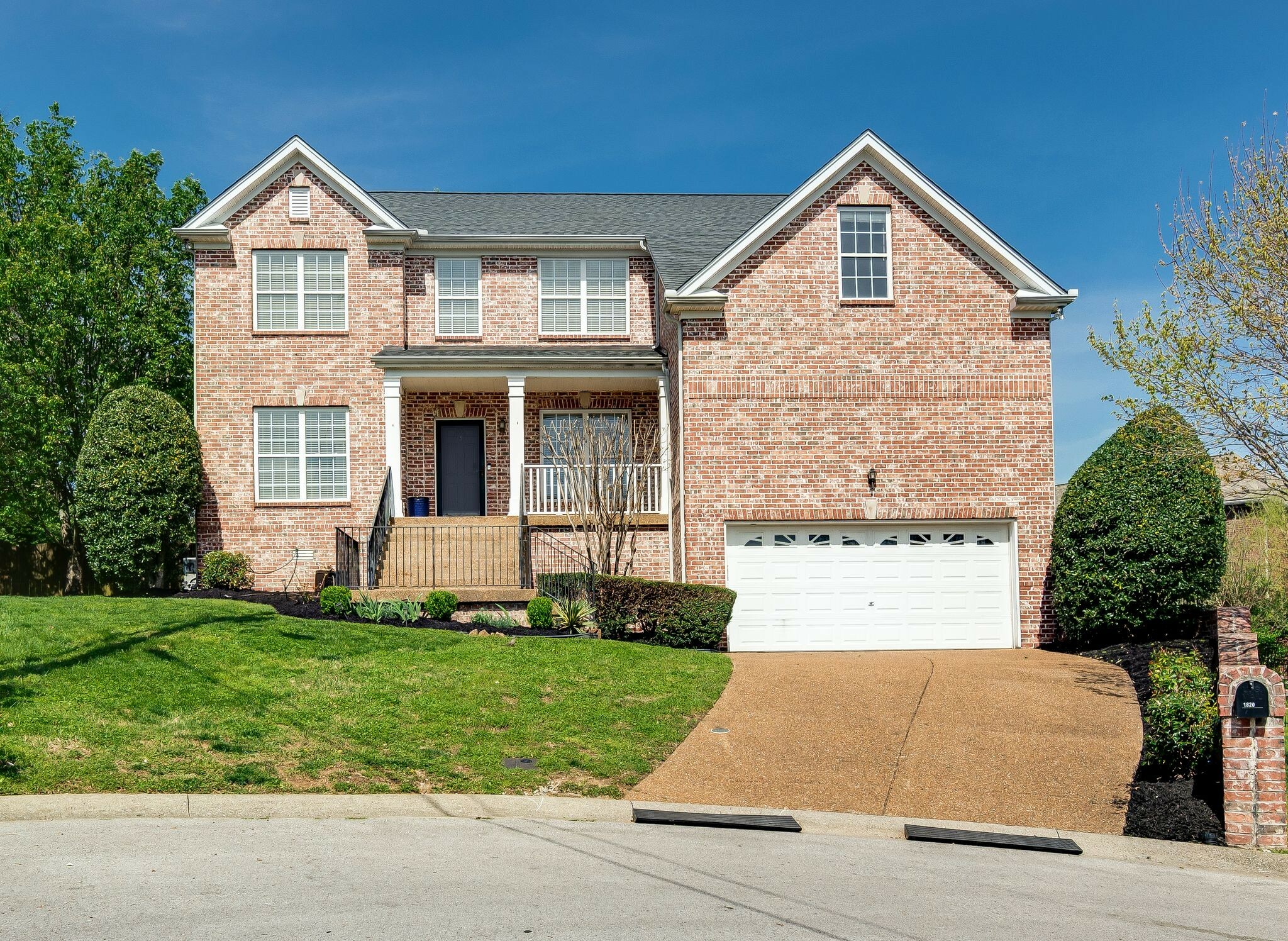 Property Photo: 1820 Apple Ridge Cir TN 37211