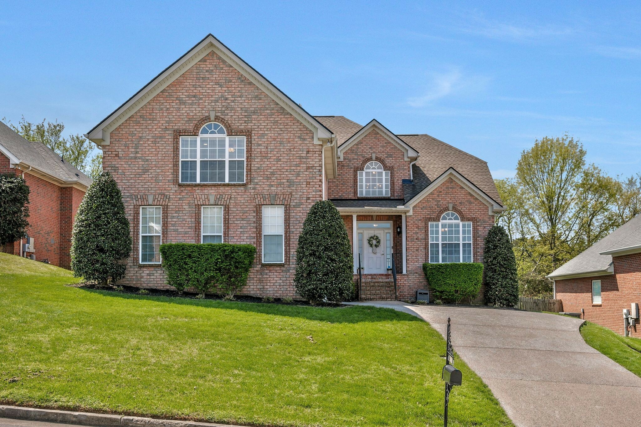 Property Photo: 5616 Cedar Rock Dr TN 37211
