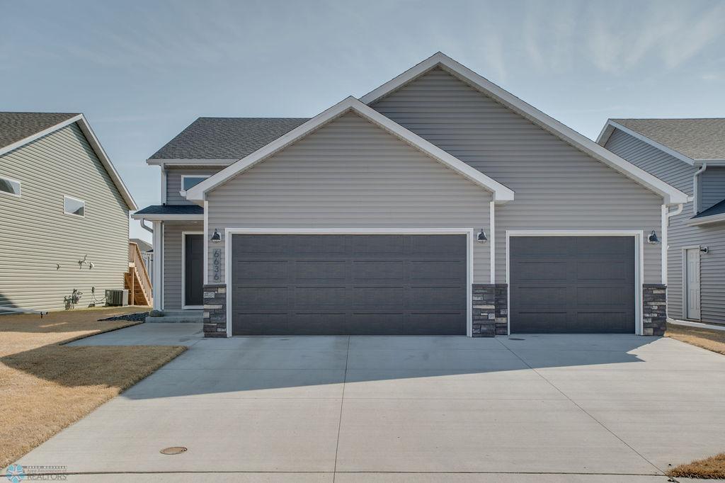 6636 27th Street S  Fargo ND 58104 photo