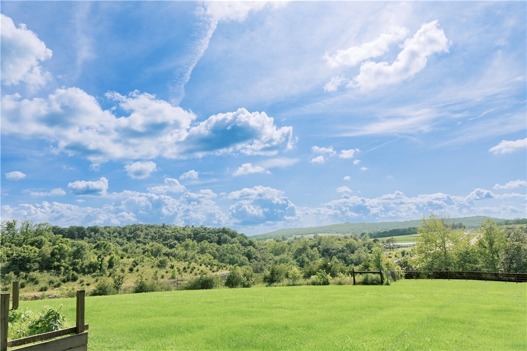 Property Photo: 7178 Highway 412 AR 72738