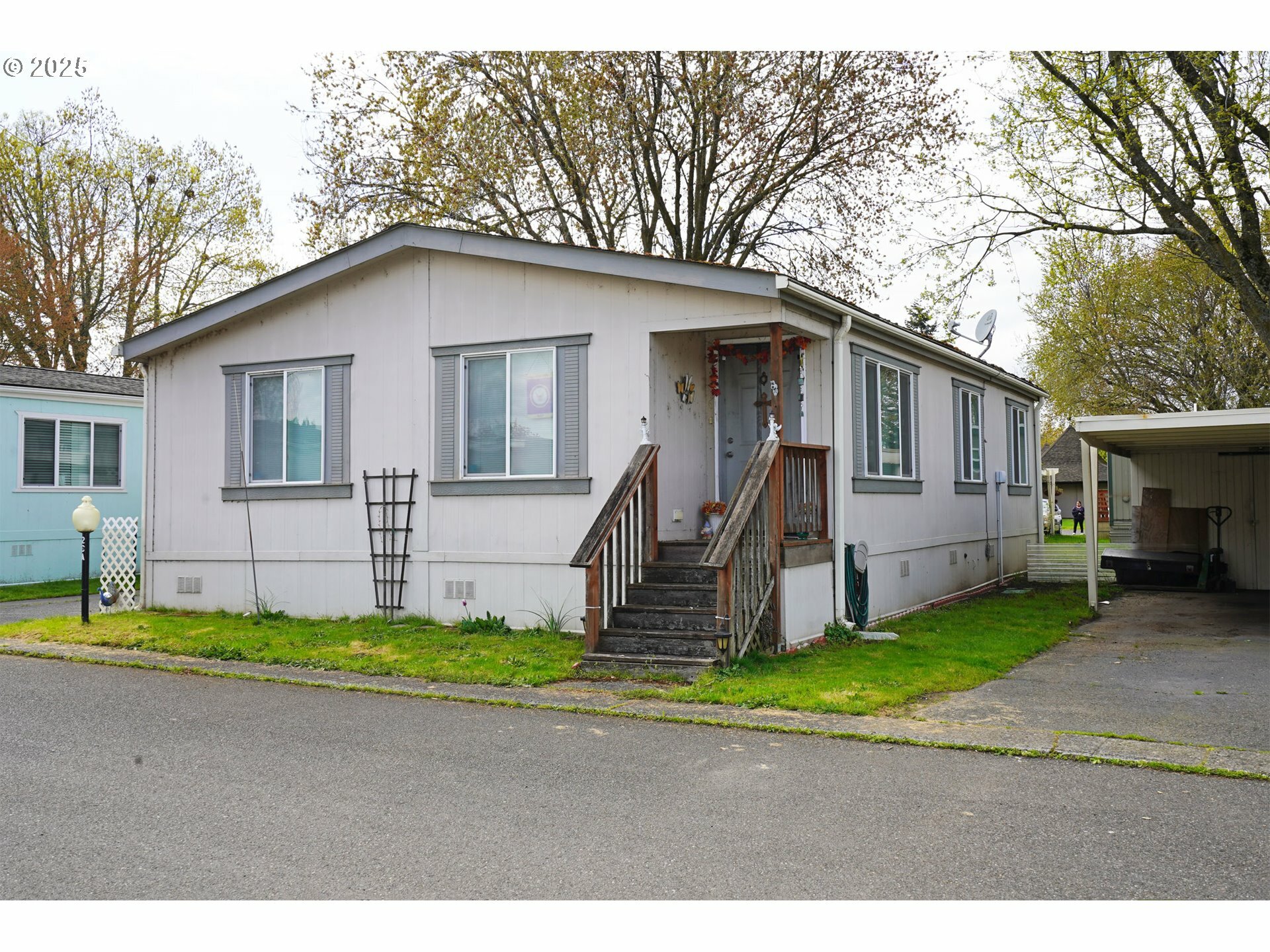 Property Photo: 1501 N Hayden Island Dr #26A OR 97217