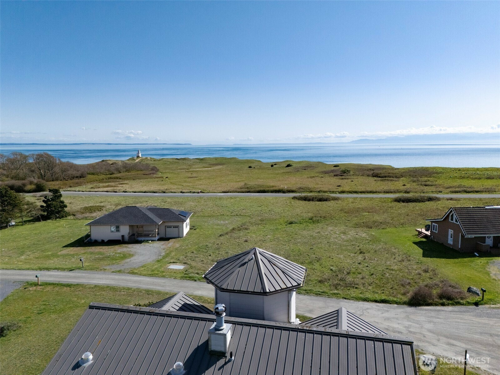 Property Photo: 318 Lighthouse Lane WA 98250