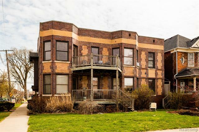Property Photo: 1545 Selden Street 2W MI 48208