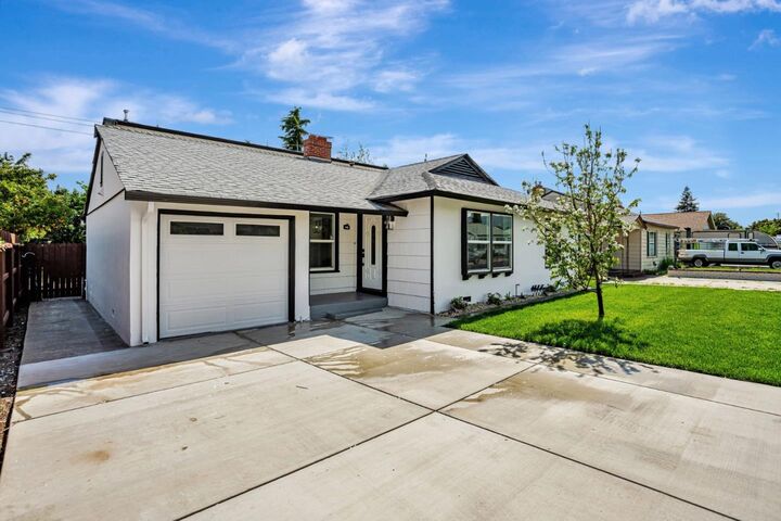 Property Photo:  109 Maple Street  CA 95688 