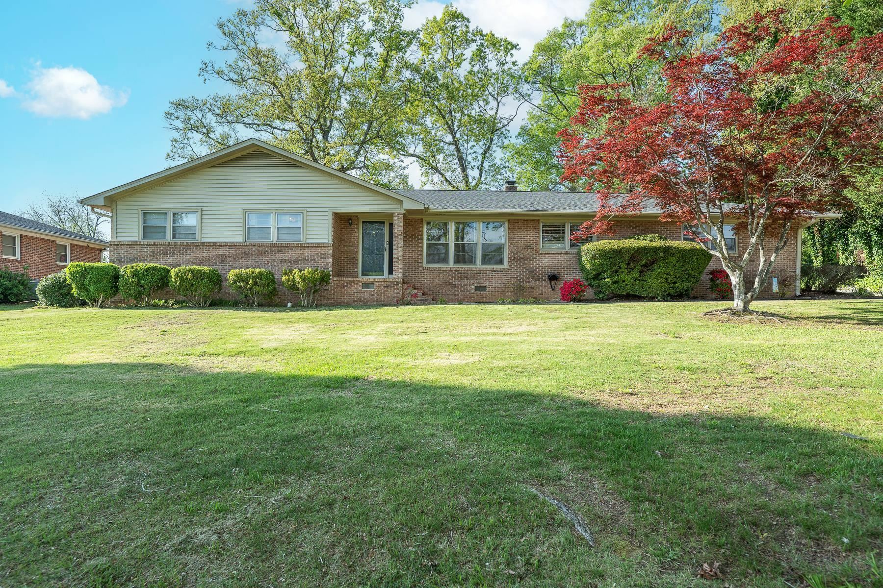 Property Photo: 107 Lullwater Parkway SC 29626