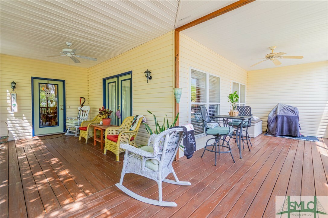 Property Photo: 5 Pine Street GA 31328