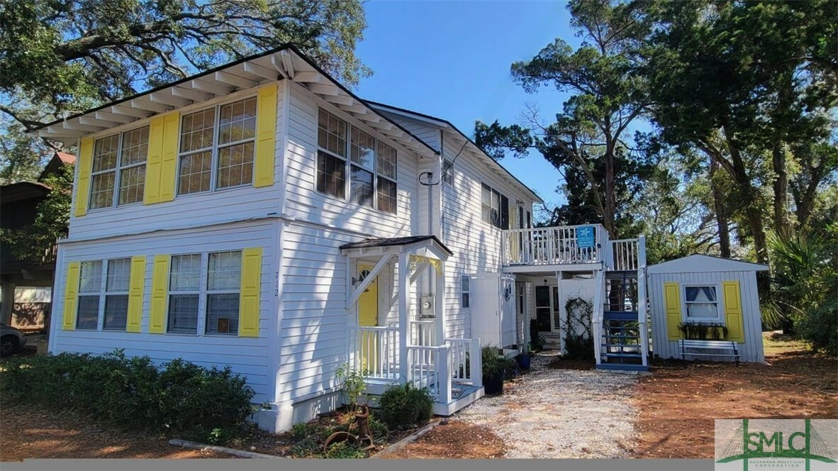 Property Photo: 712 2nd Avenue GA 31328