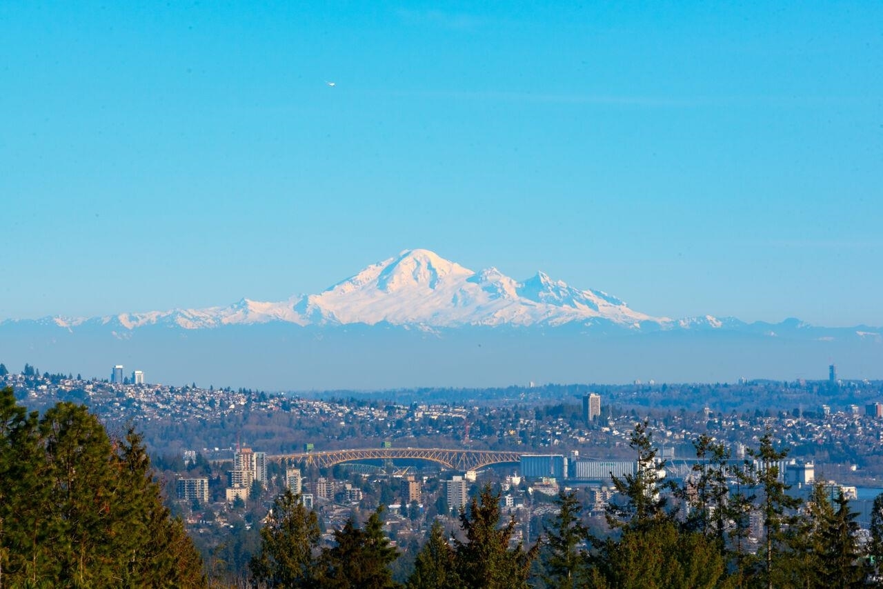 Property Photo: 1278 Chartwell Drive BC V7S 2R3