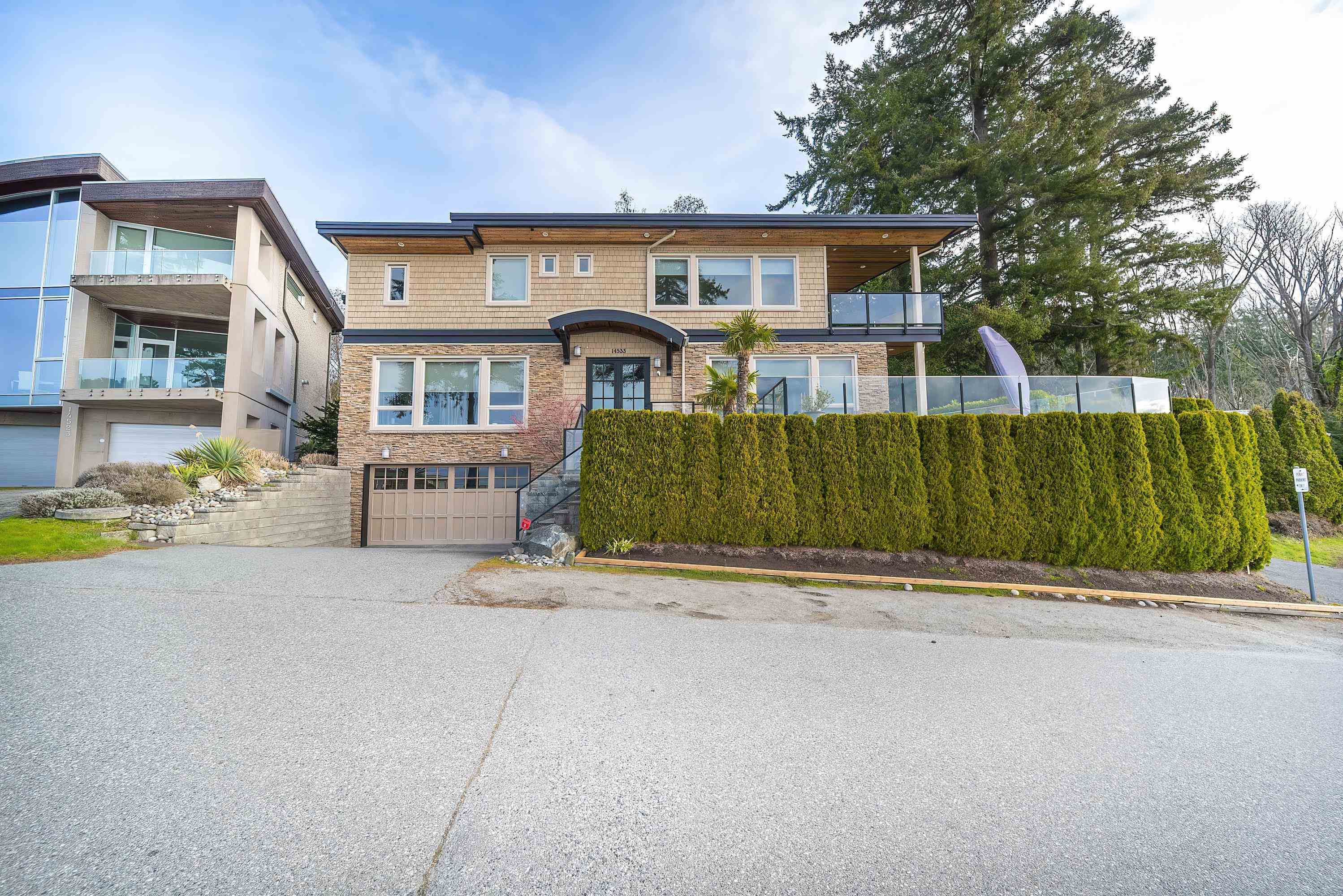 Property Photo: 14533 Magdalen Avenue BC V4B 2X5