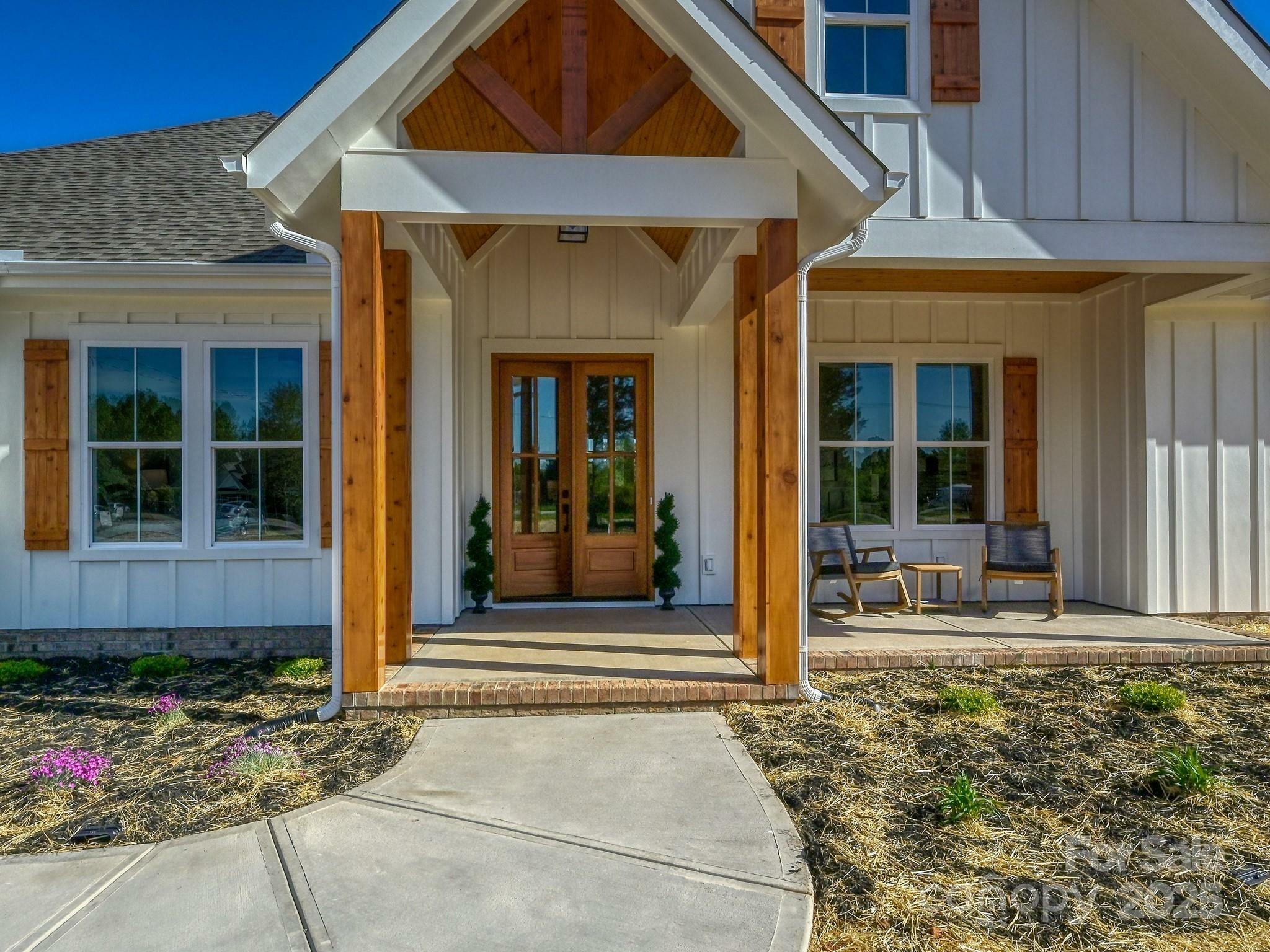 Property Photo: 1160 Springlake Road SC 29745