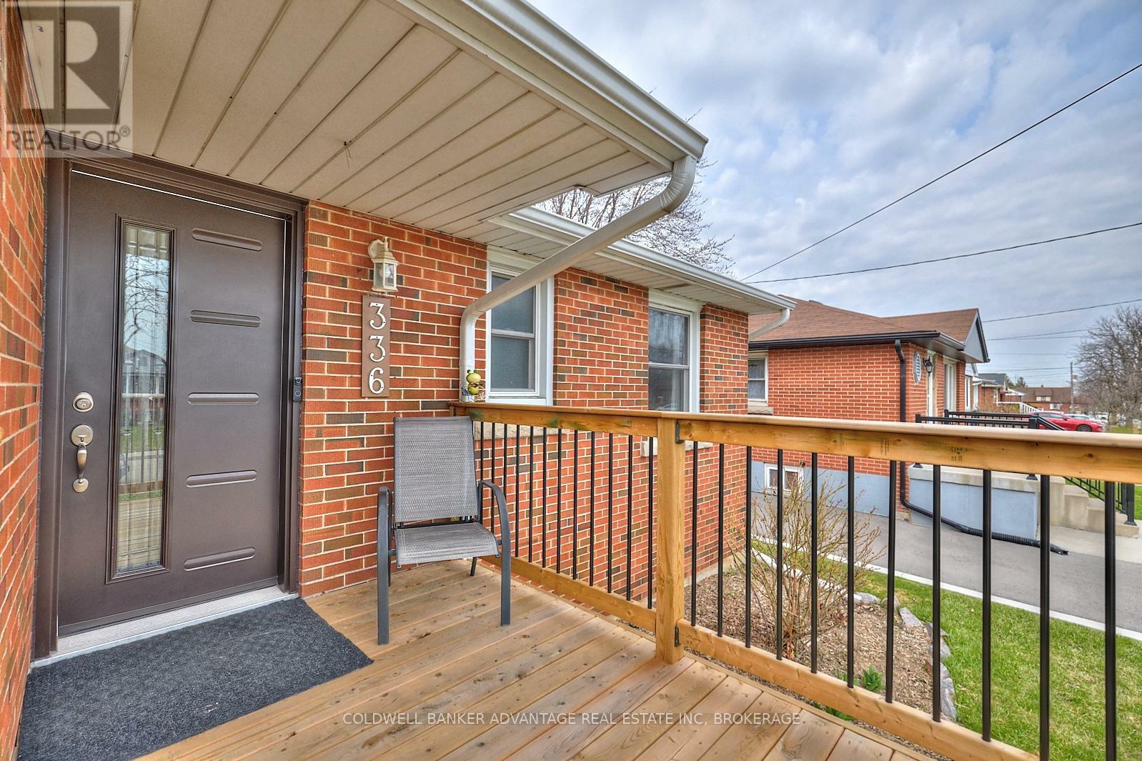 Photo de la propriété: 336 East 16th Street East ON L9A 4J9