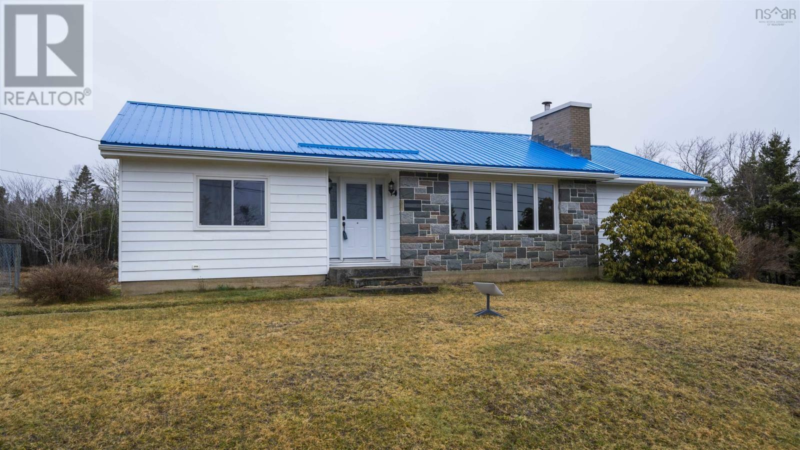 Property Photo: 21057 Highway 7 NS B0J 3H0