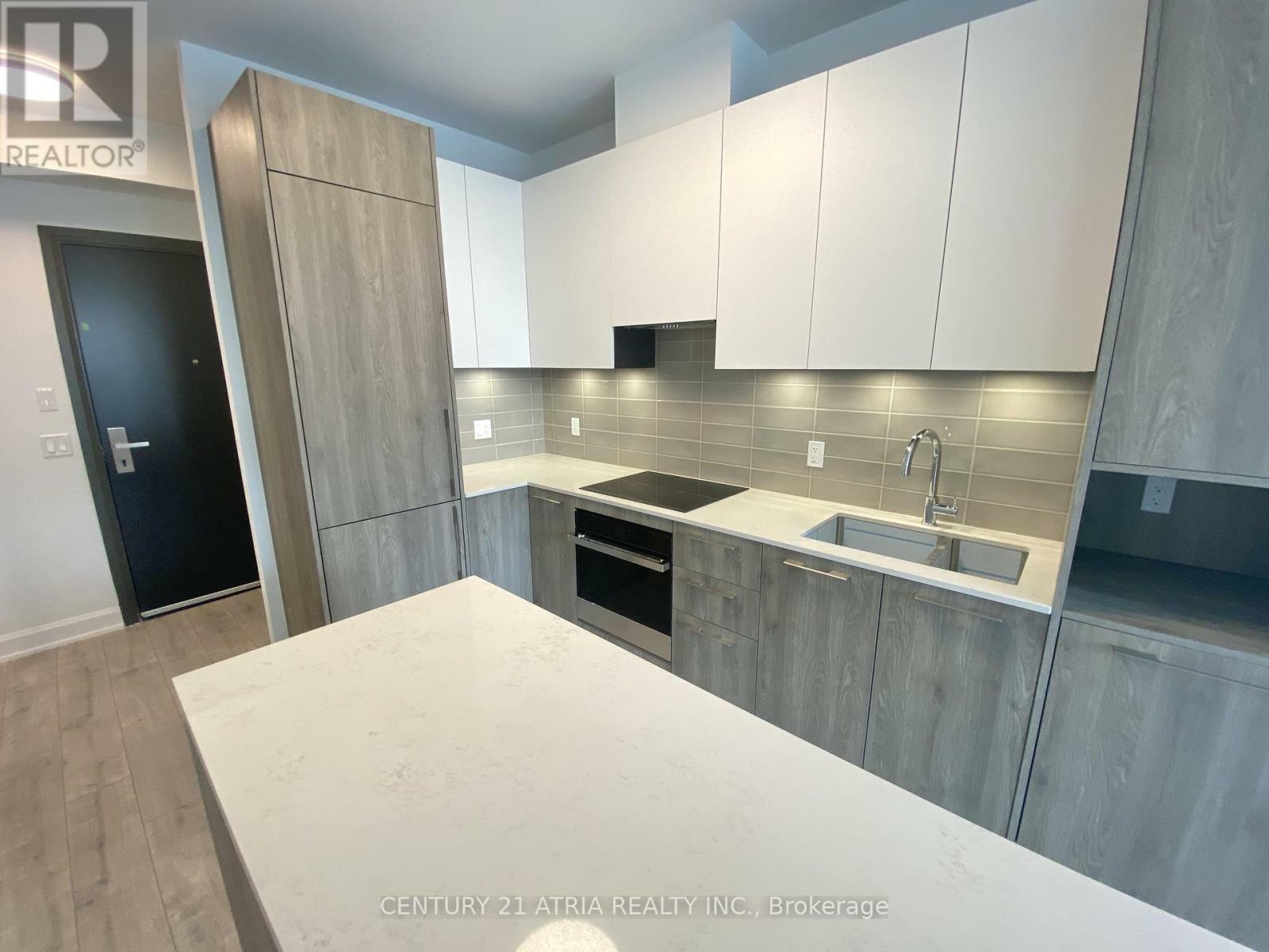 Property Photo:  38 Water Walk Drive 211  ON L3R 6M8 