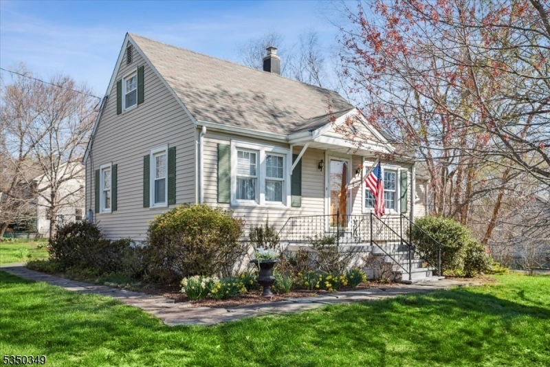 Property Photo:  204 Old York Rd  NJ 08807 