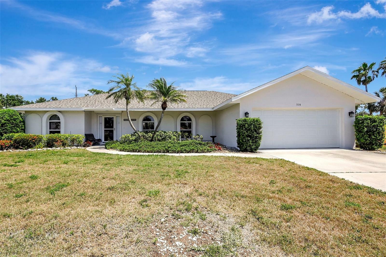 Property Photo:  519 Bayview Avenue  FL 34229 