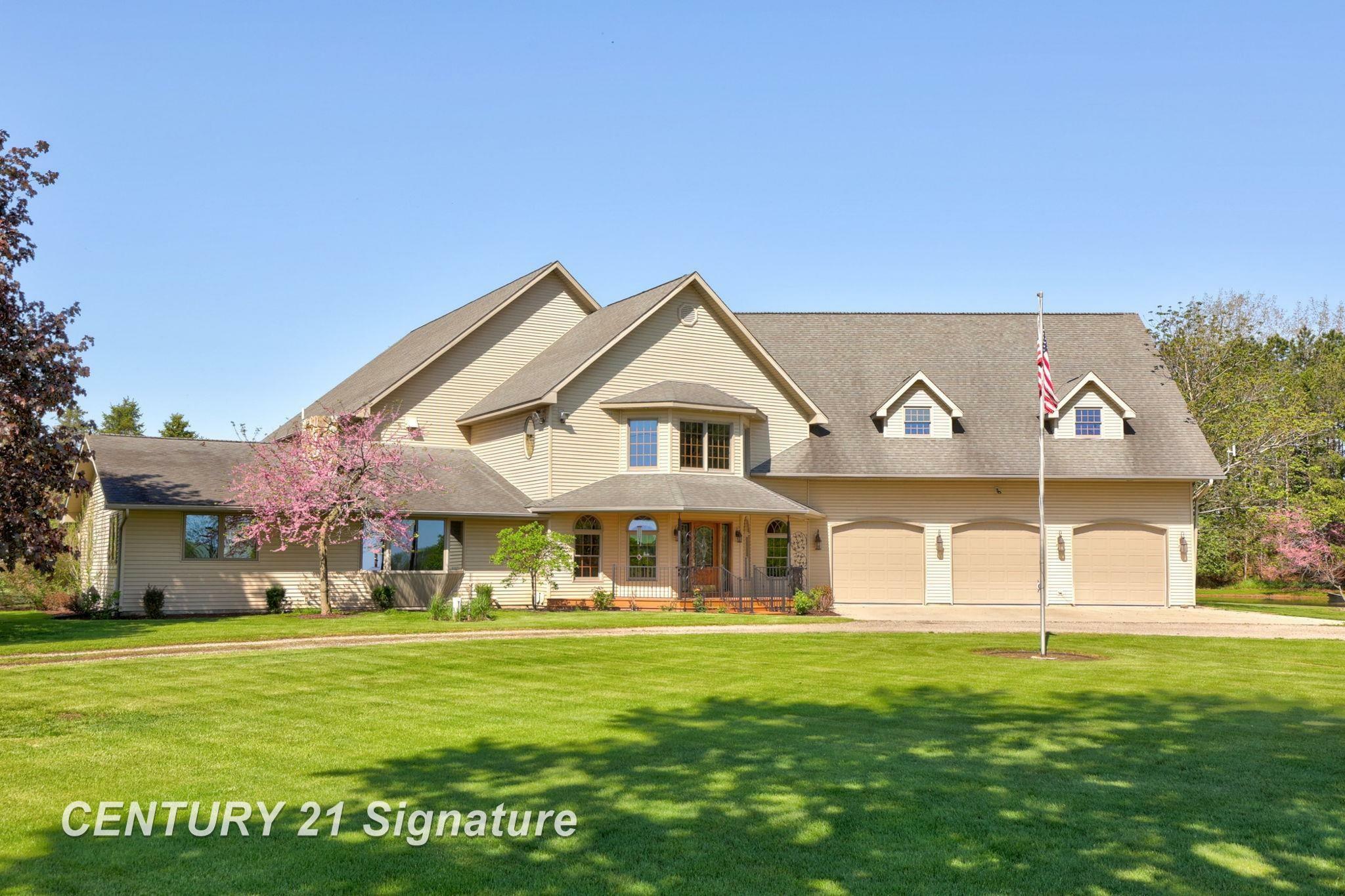 4285 N Iva Road  Hemlock MI 48626 photo