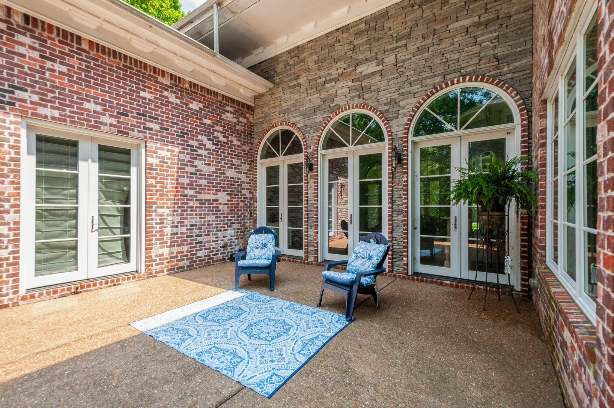 Property Photo: 811 Borum Rd TN 37015