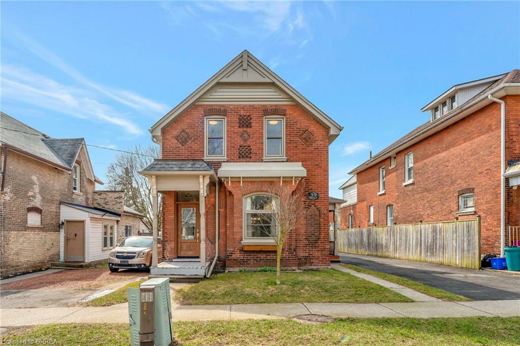 Property Photo: 39 Cayuga Street ON N3S 1W6