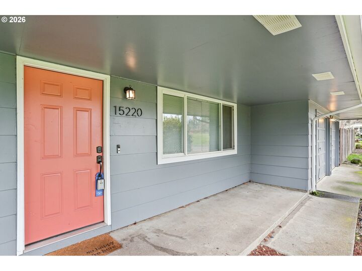 Property Photo: 15220 NE Couch Ct OR 97230