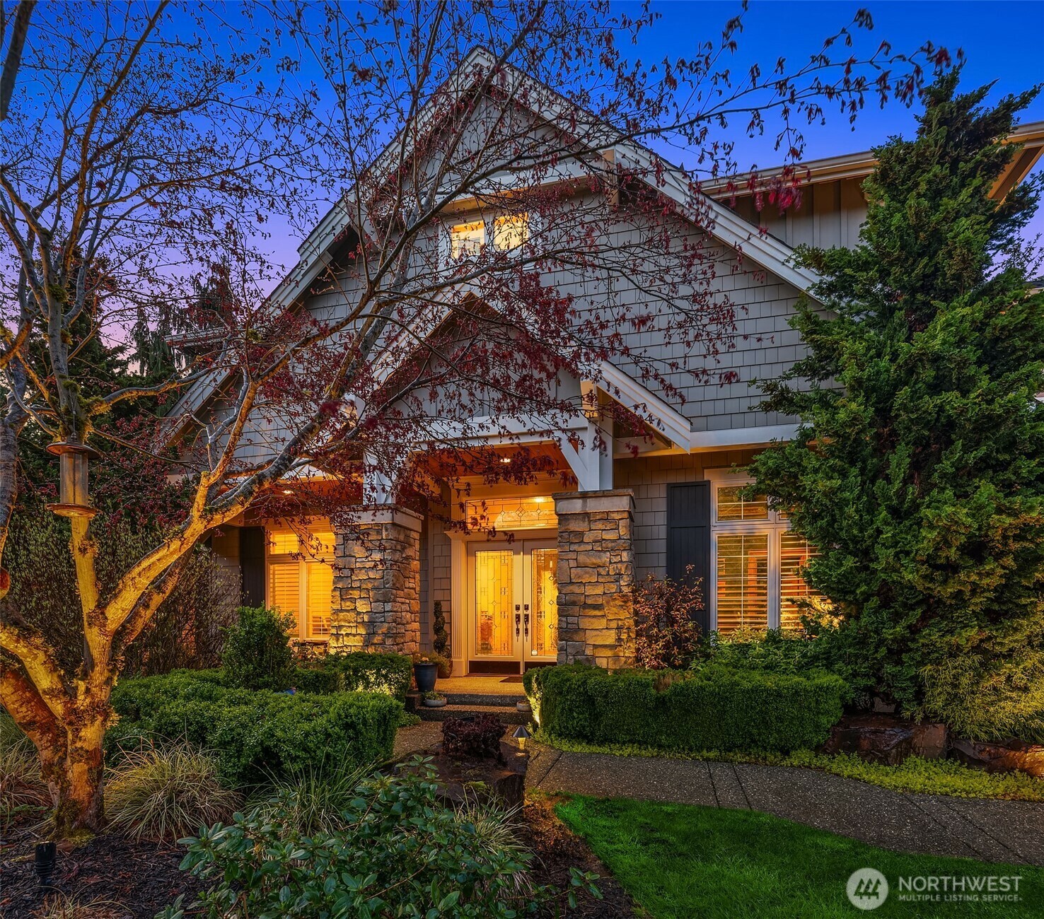 Property Photo: 20920 SE 8th Place WA 98075