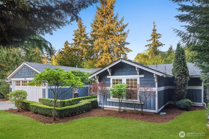Property Photo: 2452 80th Avenue NE WA 98039