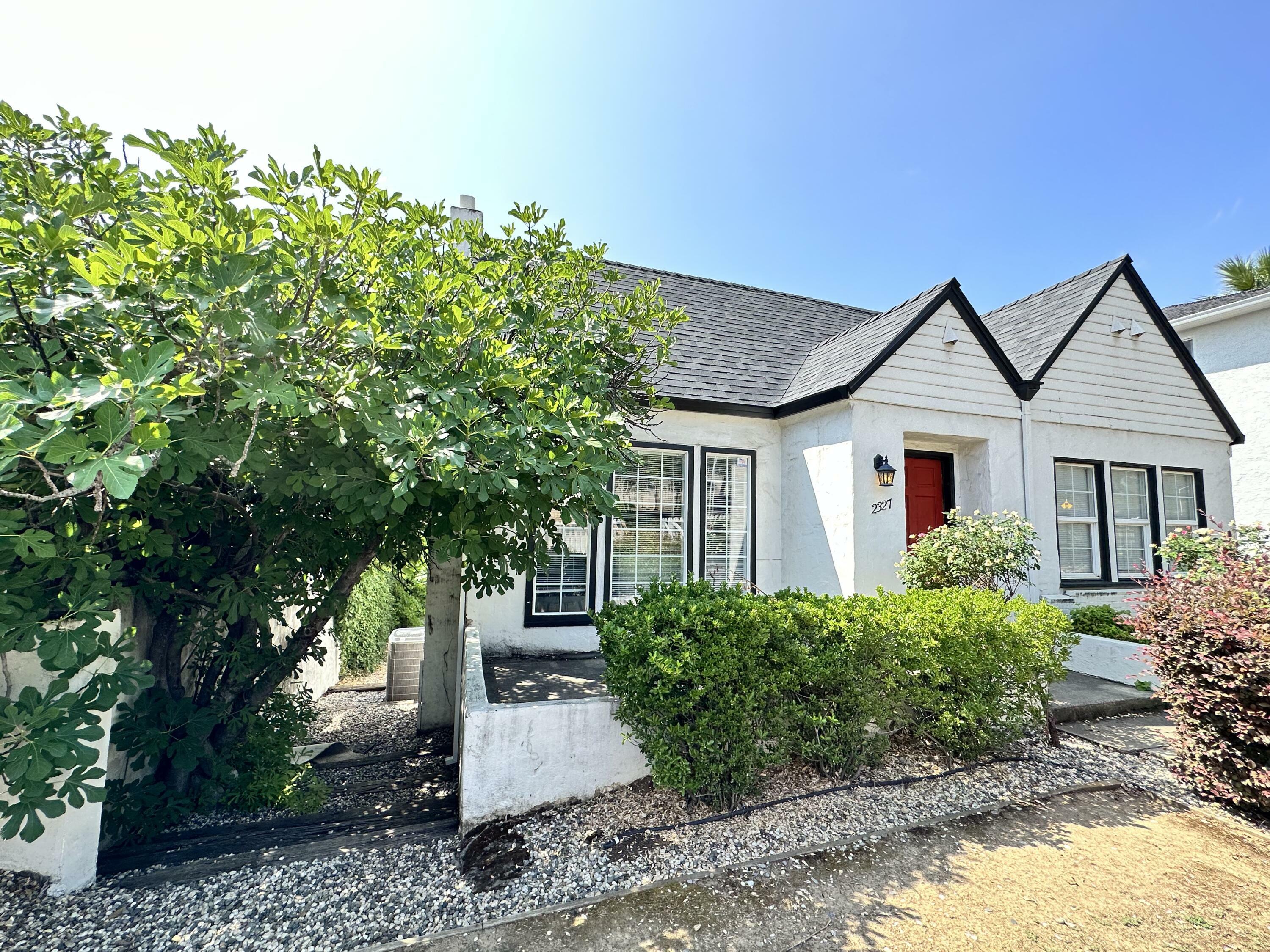 Property Photo: 2327 Eureka Way CA 96001