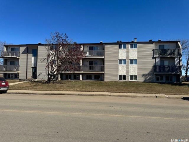 Property Photo: 1922 1942 1952 10809 St. Laurent Drive SK S9A 3W2