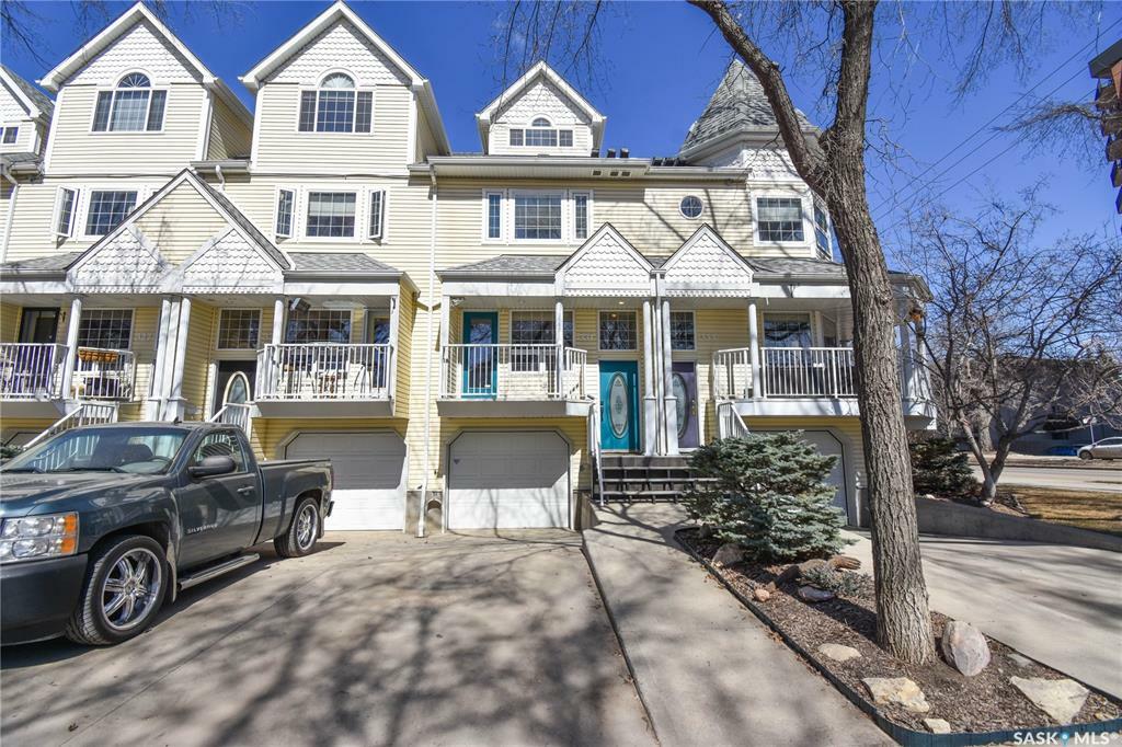 331 10th Street E  Saskatoon SK S7N 0C8 photo