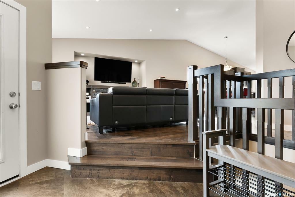 Photo de la propriété: 4817 Green View Crescent E SK S4V 3L2