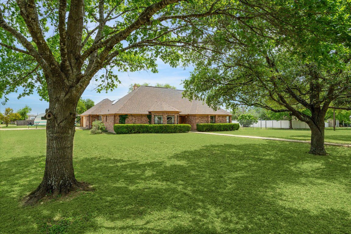 Property Photo: 59 Fairview Drive TX 78665