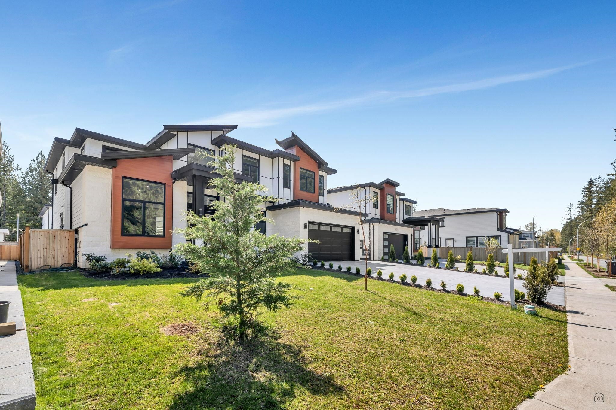 Photo de la propriété: 20134 27A Avenue BC V2Z 2B9