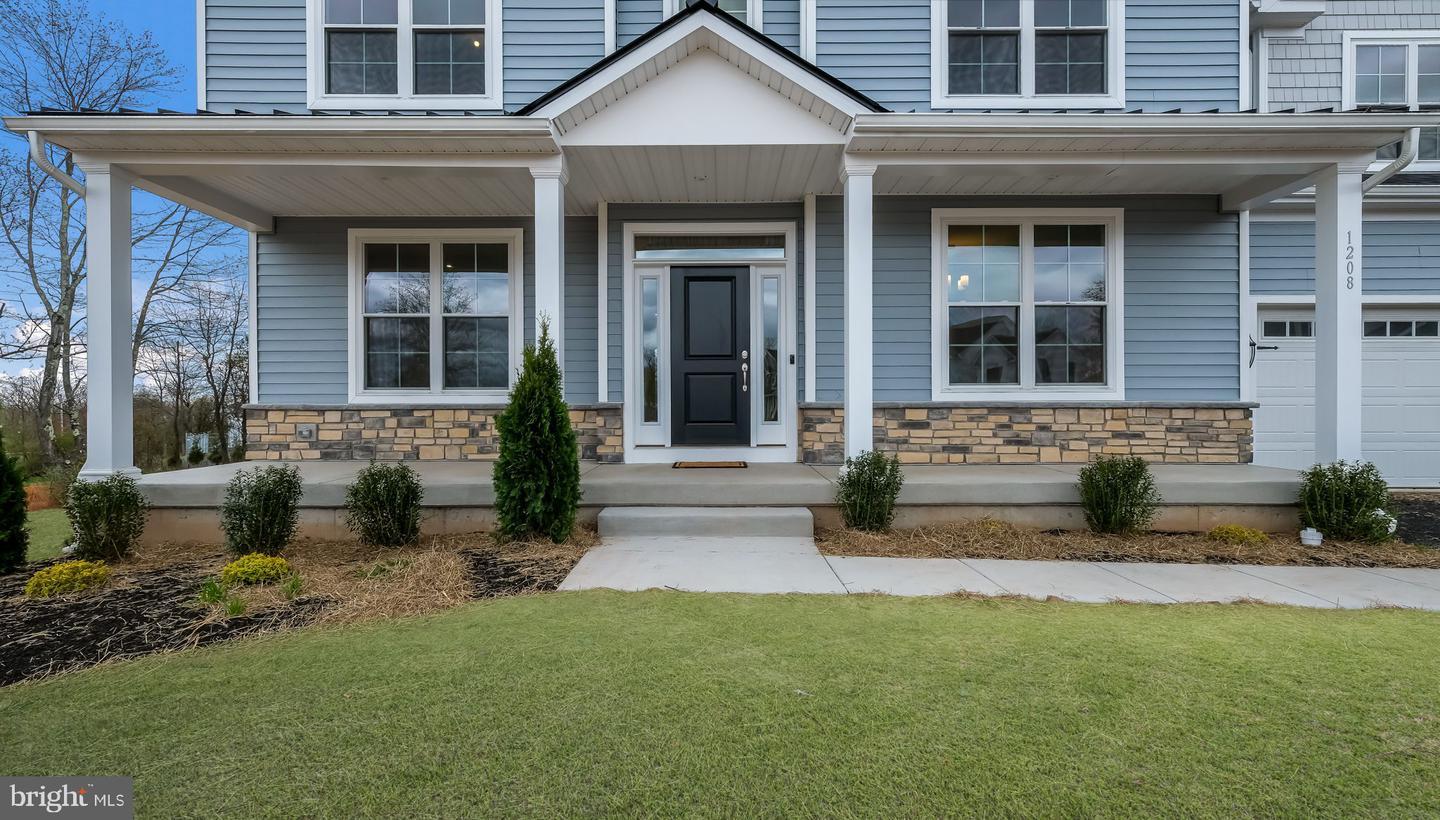 Property Photo:  1208 Green Ridge Circle Lot 4  PA 18944 