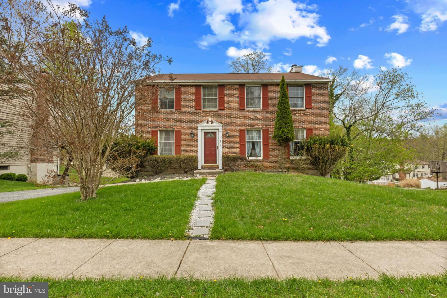 Property Photo: 7203 Main Falls Circle MD 21228