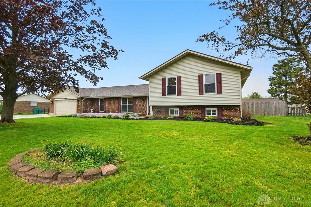 Property Photo:  2449 S Old Oaks Drive  OH 45431 