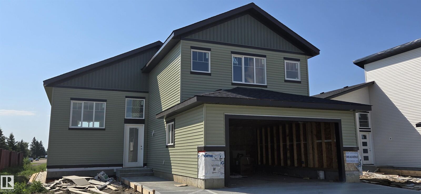 Property Photo: 5405 60 Avenue AB T9C 1J4