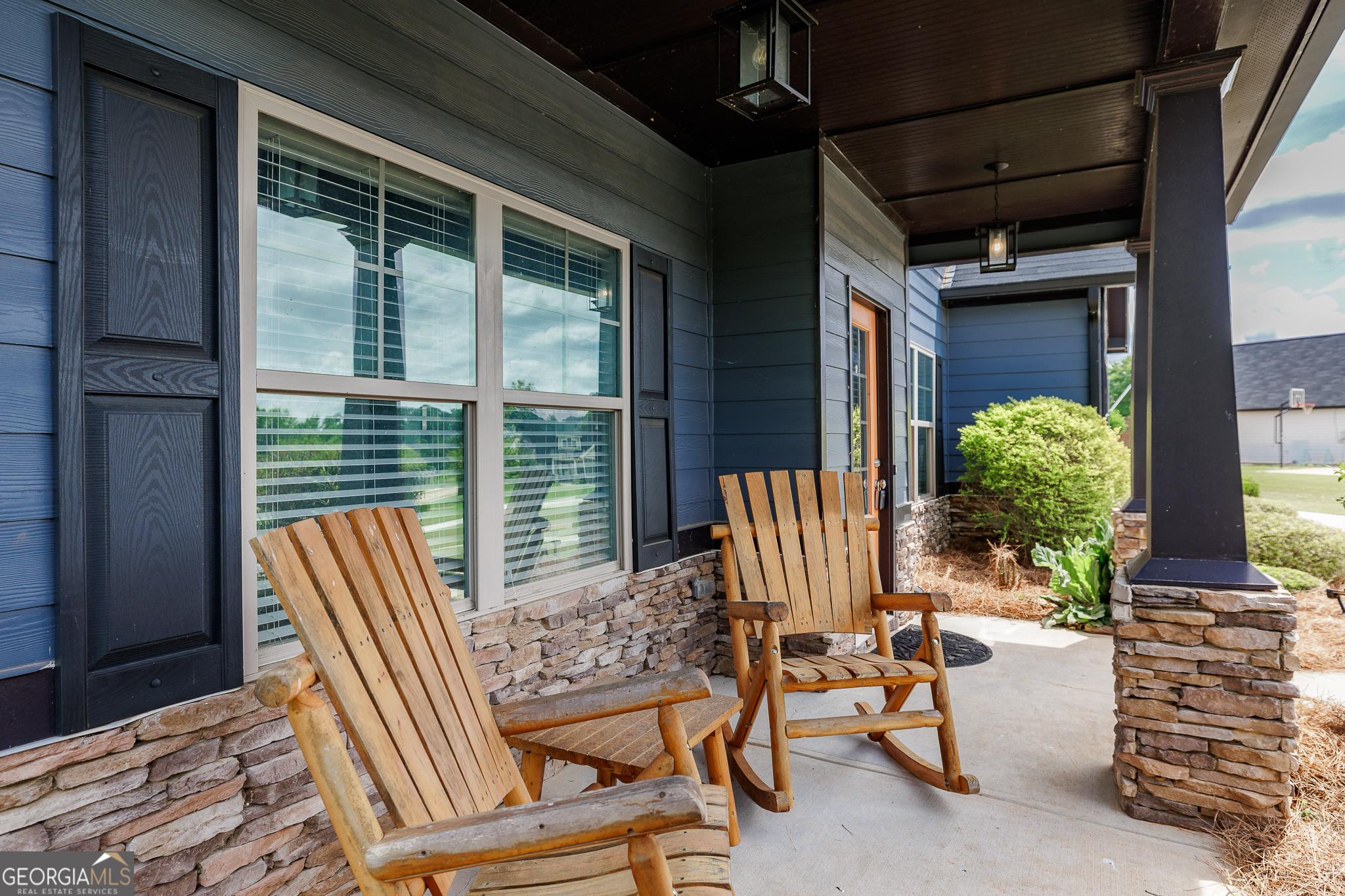 Property Photo: 970 Valley Drive GA 30549