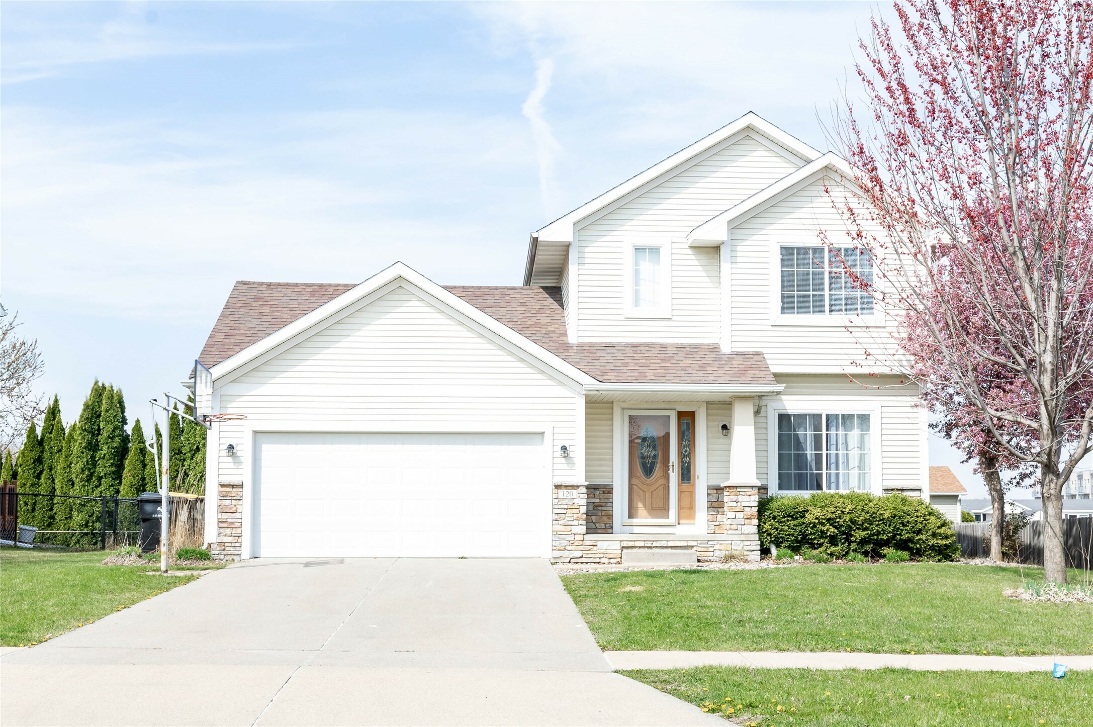 Property Photo: 120 SE Westgate Drive IA 50263
