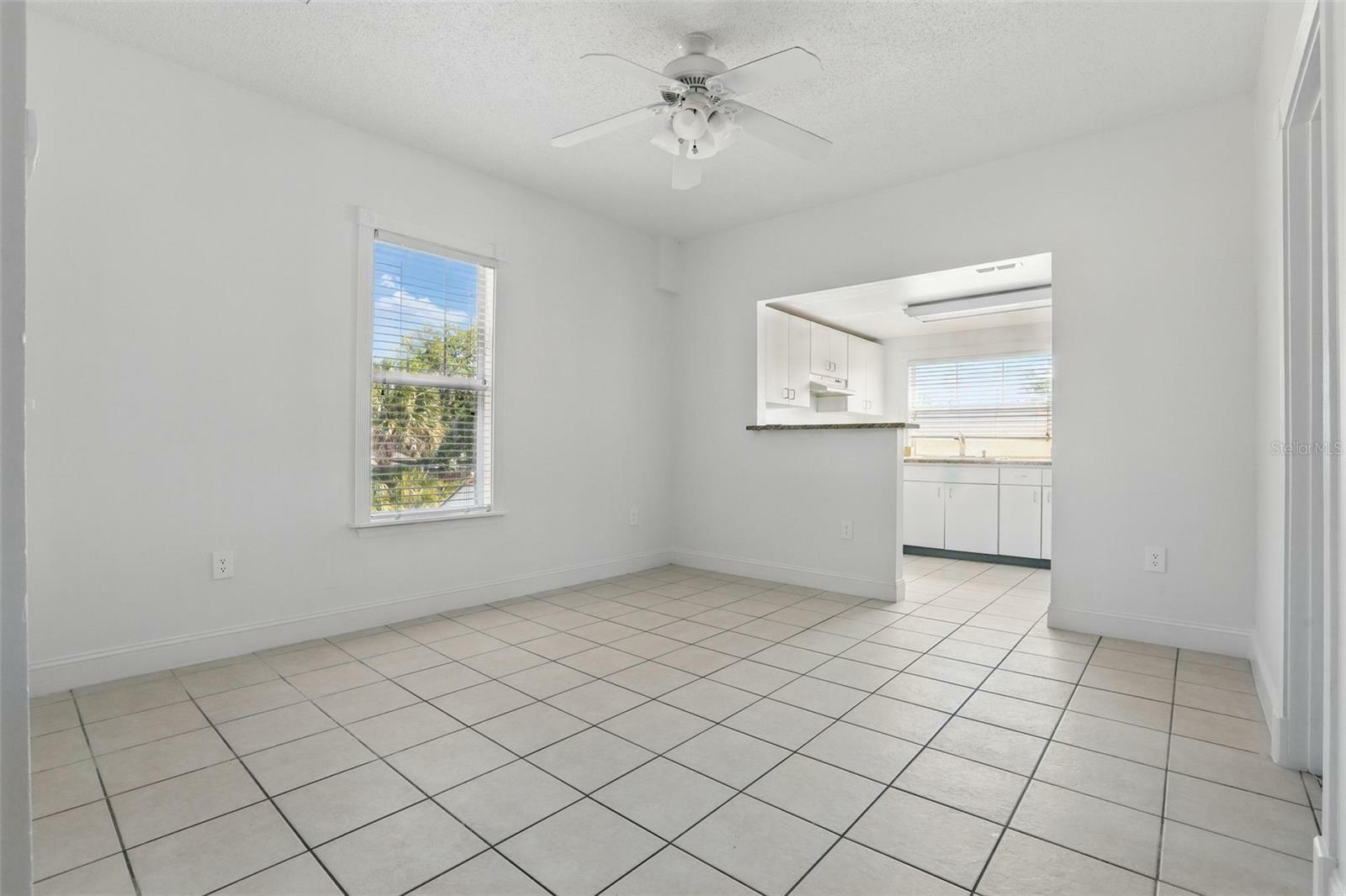 Property Photo: 315 E Harwood Street Unit 2 FL 32801