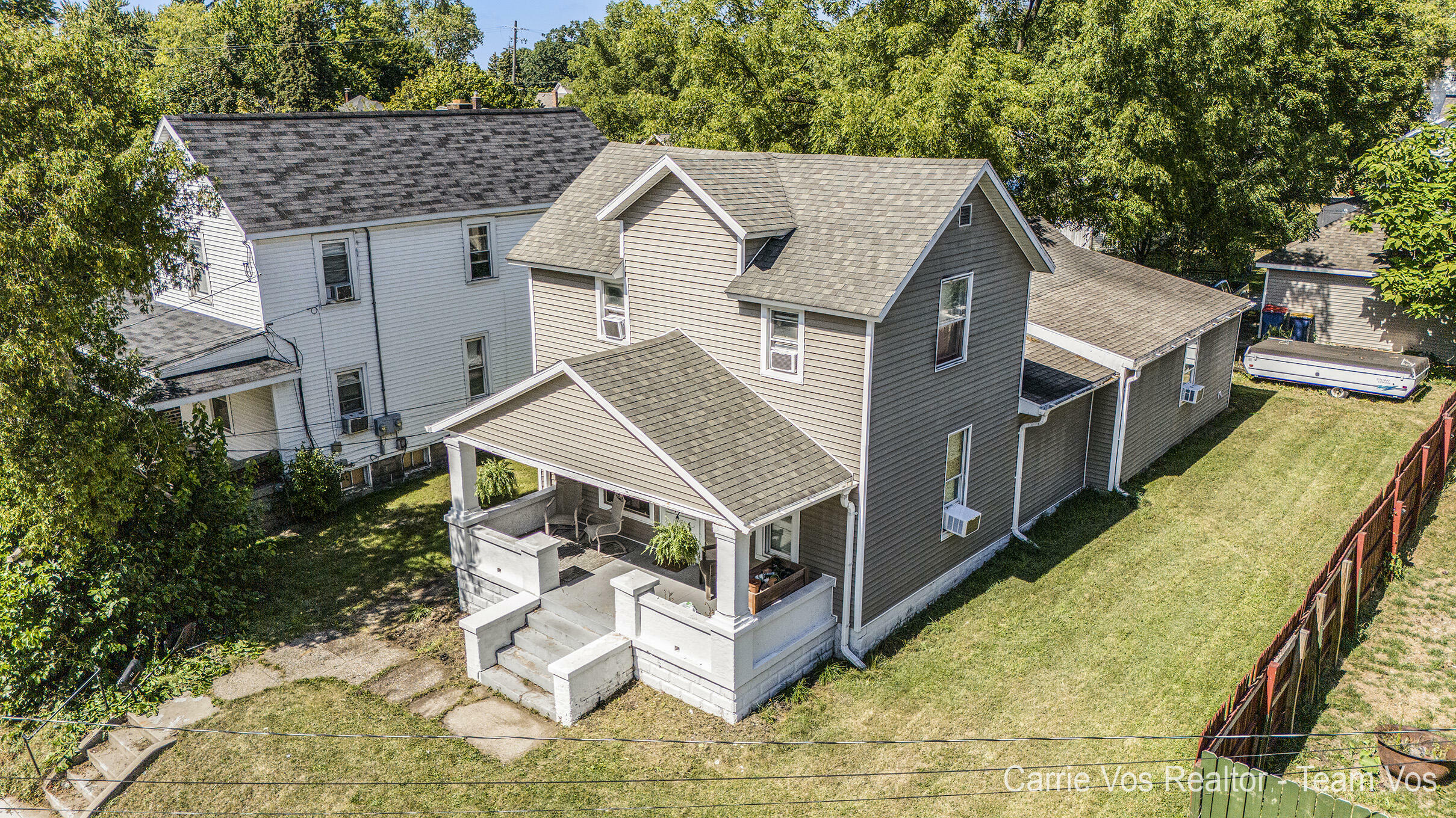 Property Photo: 519 Bissell Street NE MI 49503