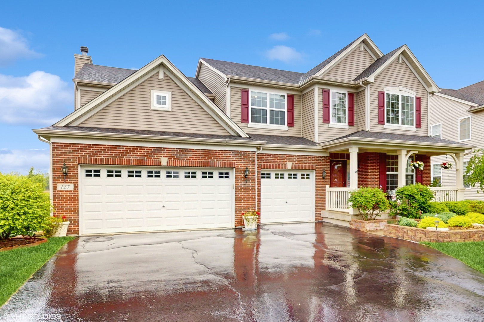 Property Photo: 127 Charleston Lane IL 60136