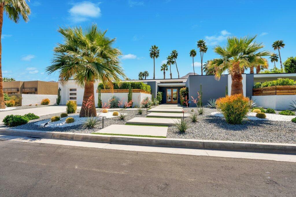Property Photo: 75665 Painted Desert Drive CA 92210