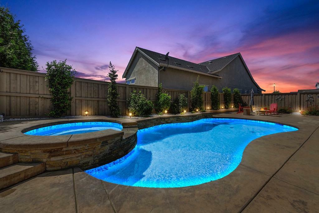 Property Photo:  1009 Fence Post Way  CA 95747 
